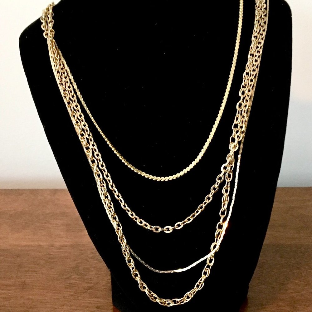 VTG Lot of Various widths/lengths Gold-tone Costume Jewelry Necklaces c1980s